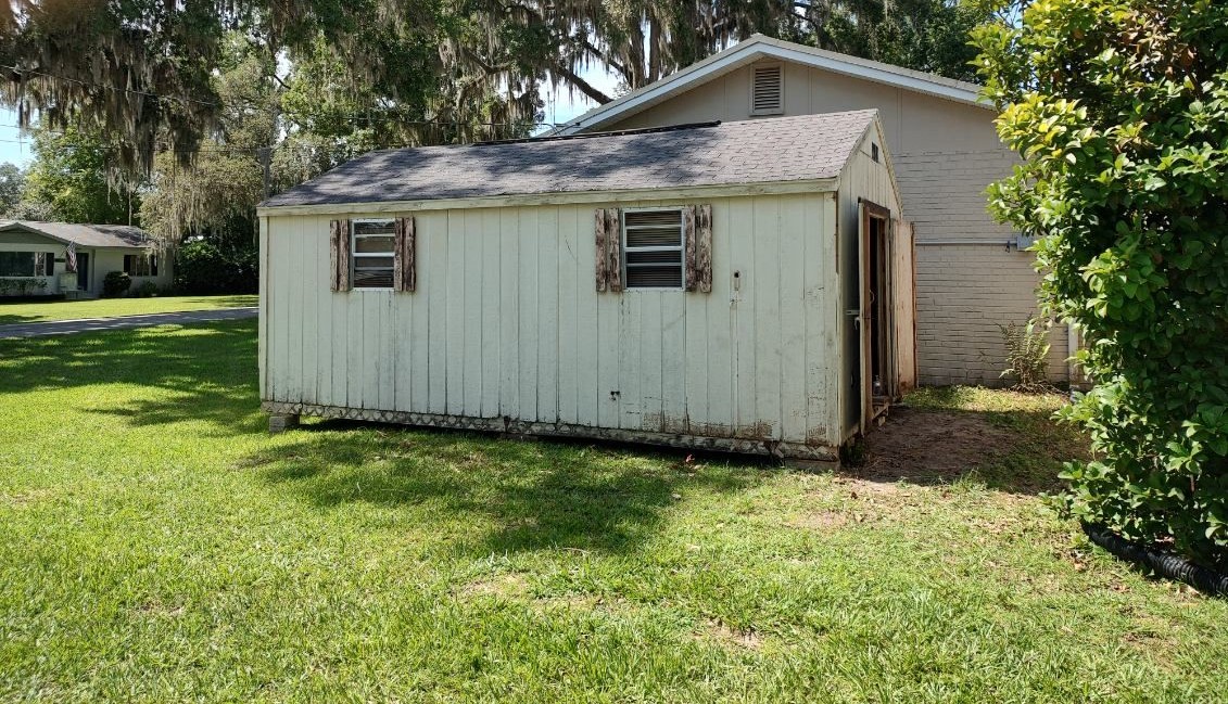 Skilled yard shed moving work across Ocala